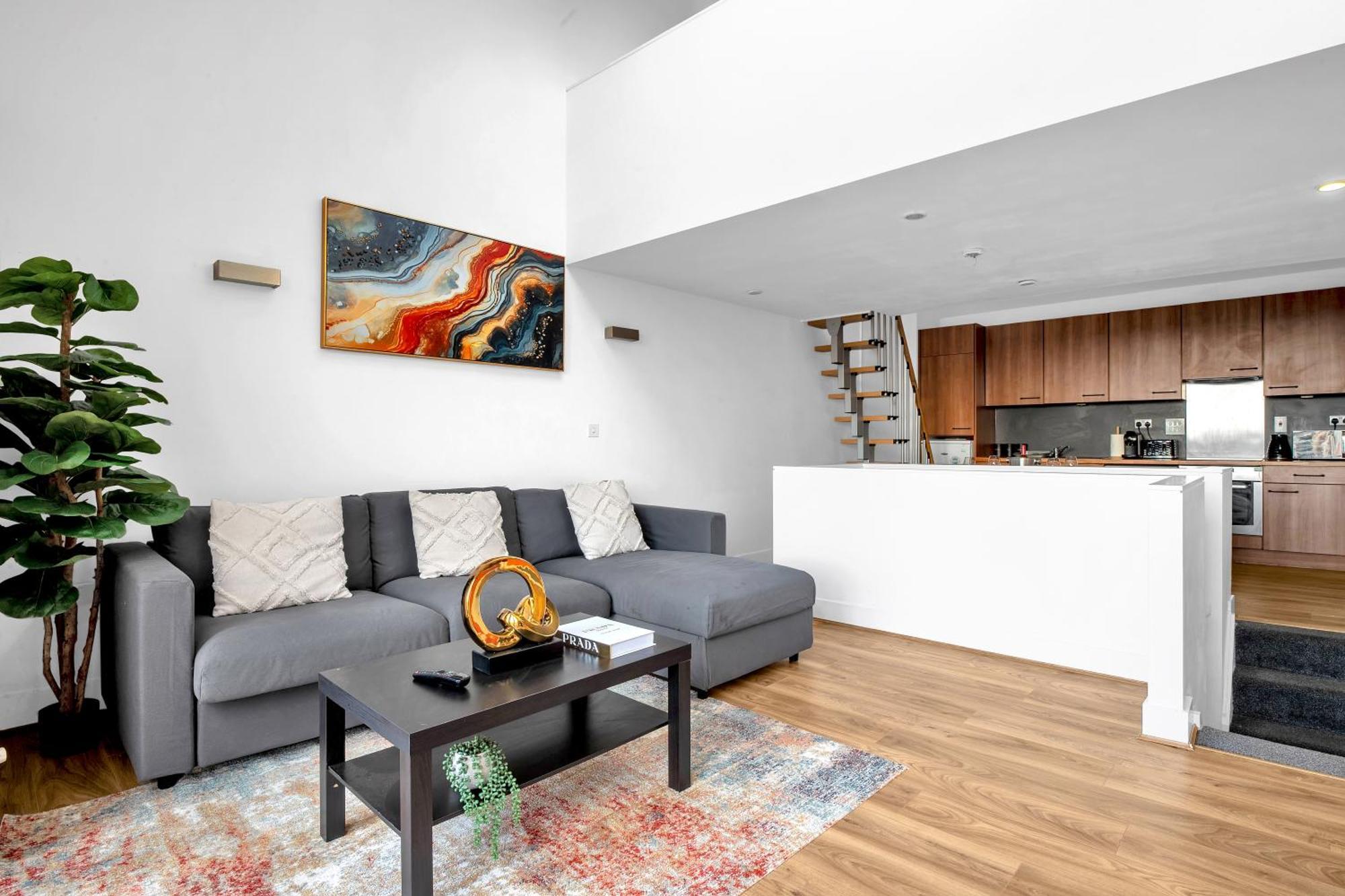 Luxury Waterfront Property With Free Parking Coventry Ngoại thất bức ảnh